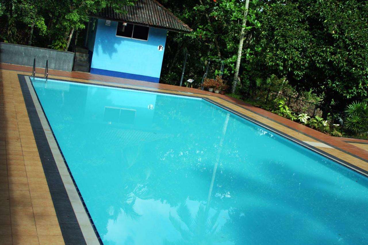 Rajanawa Resort Ratnapura Extérieur photo